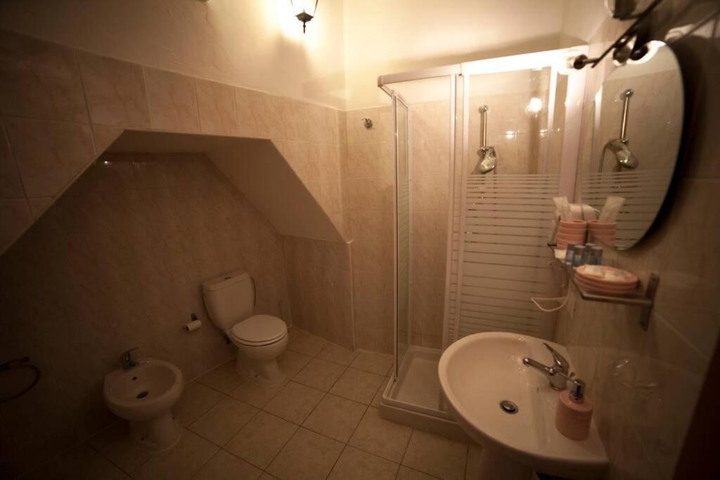 بورتوفينيري Suite Portovenere المظهر الخارجي الصورة